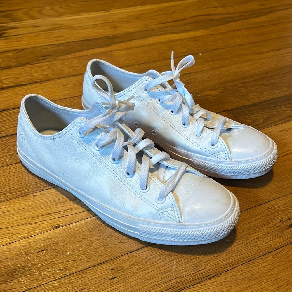 Chuck Taylor All Star Leather